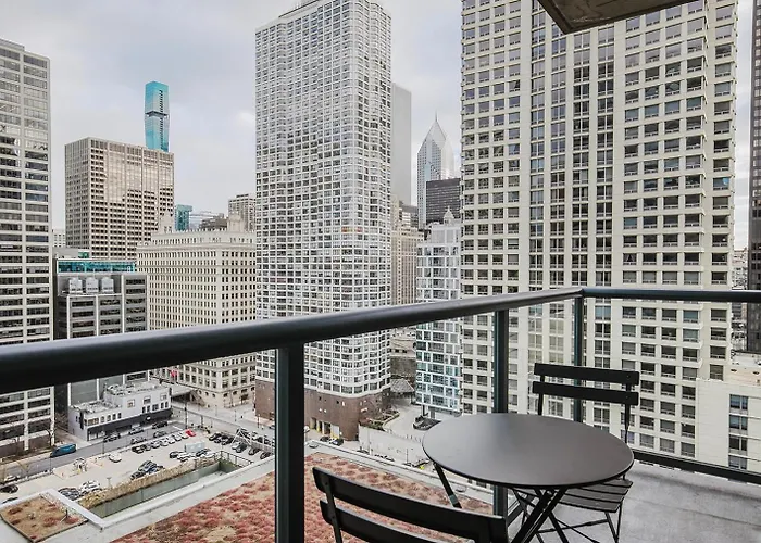 Blueground River North Pool Gym Nr Mile Chi-1143 Chicago